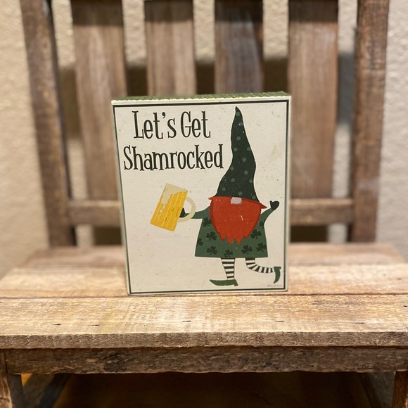 St. Patricks Day Gnome Bundle, Let’s Get Shamrocked Sign & Small Irish Gnome - Picture 5 of 16